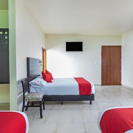 Oyo Hotel Emperadores Inn, Atlixco Εξωτερικό φωτογραφία