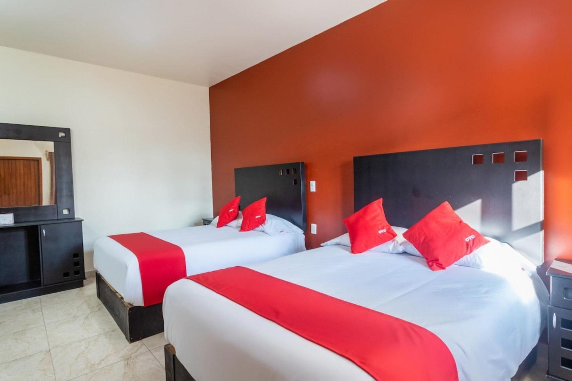 Oyo Hotel Emperadores Inn, Atlixco Εξωτερικό φωτογραφία