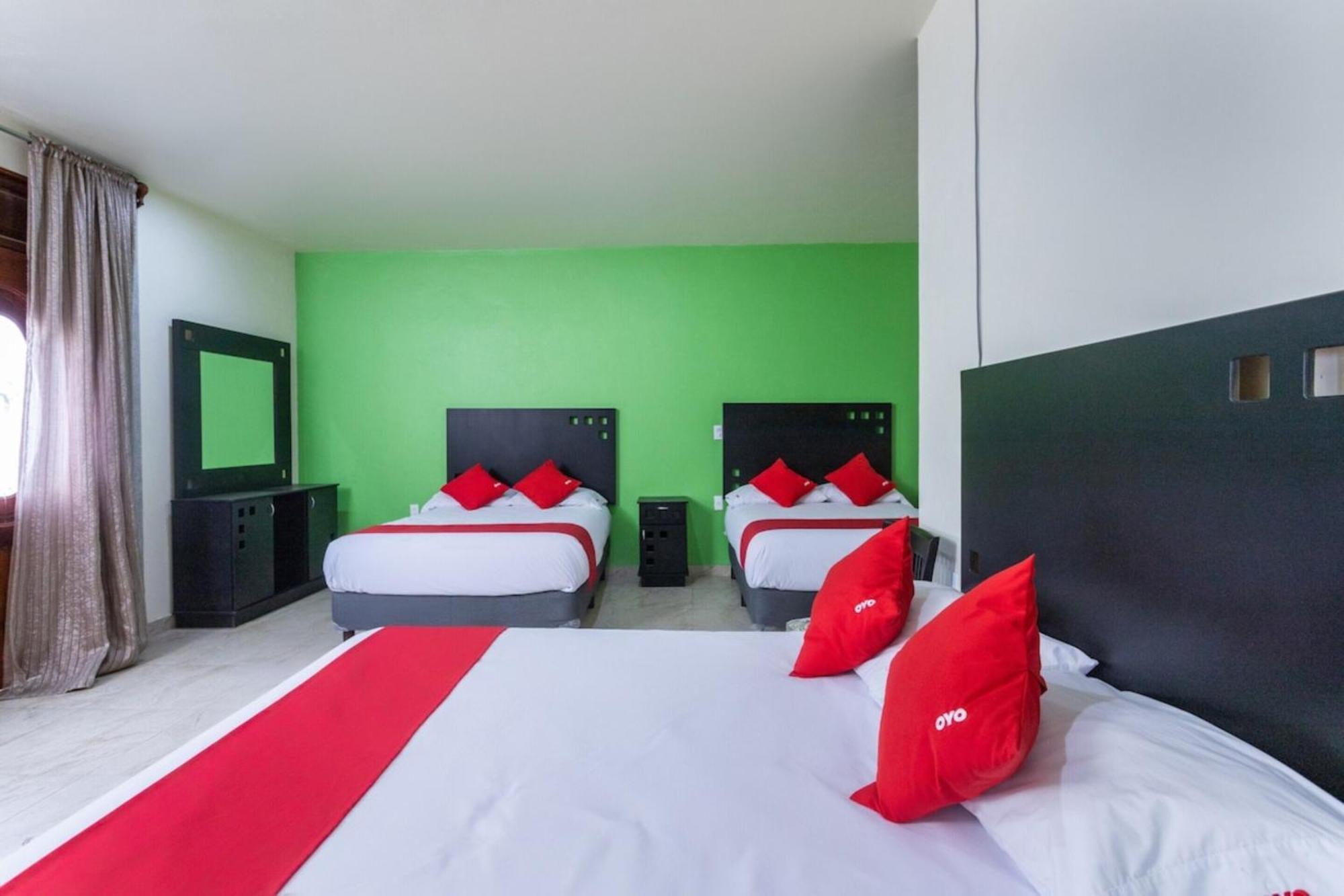 Oyo Hotel Emperadores Inn, Atlixco Εξωτερικό φωτογραφία