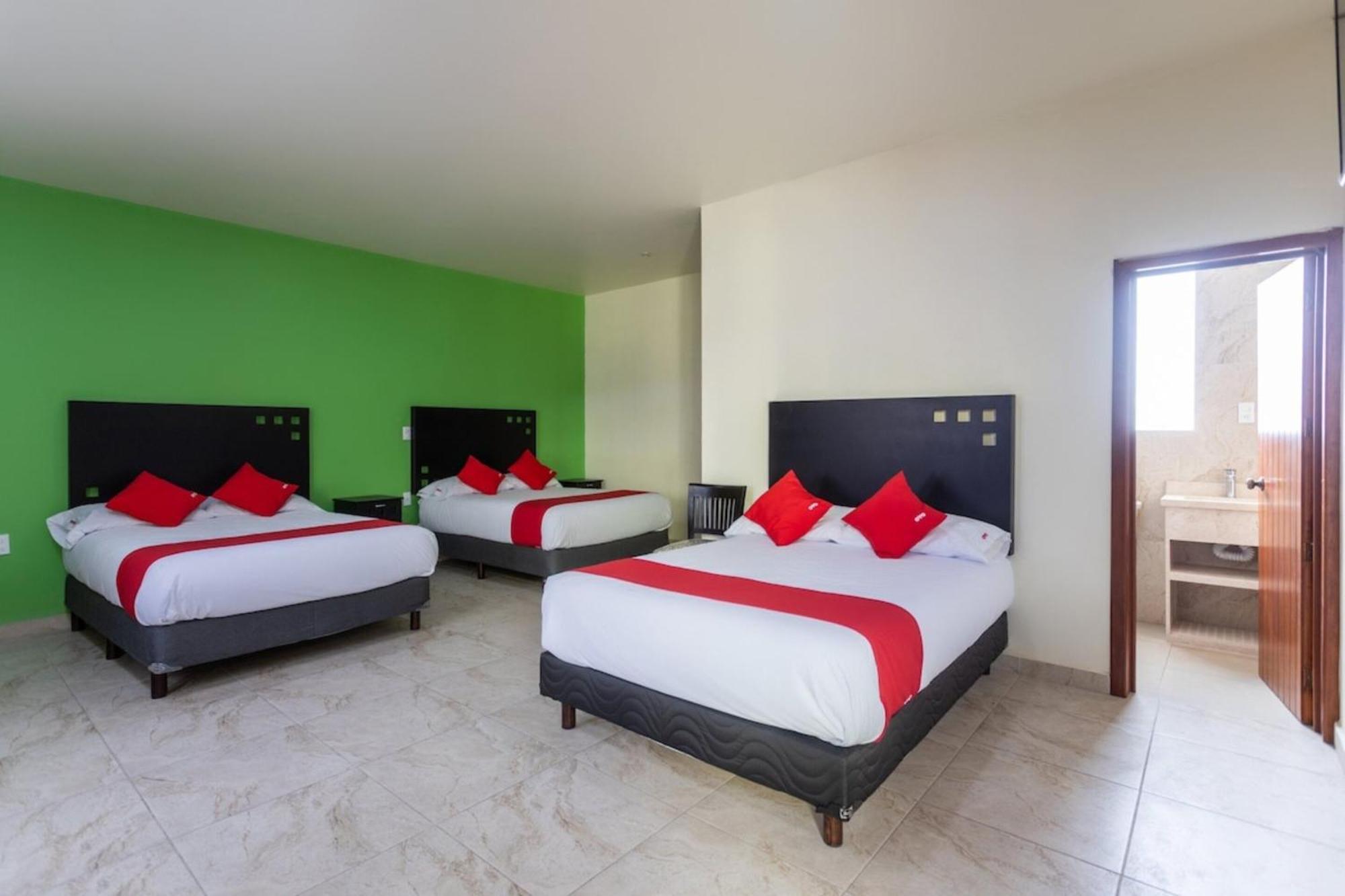 Oyo Hotel Emperadores Inn, Atlixco Εξωτερικό φωτογραφία