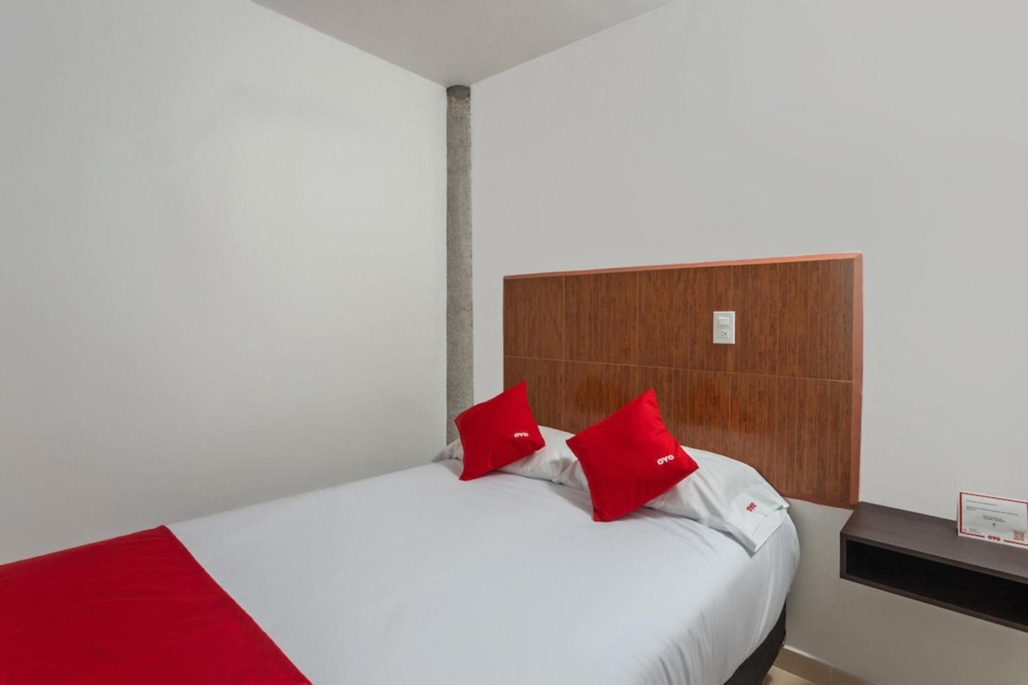 Oyo Hotel Emperadores Inn, Atlixco Εξωτερικό φωτογραφία